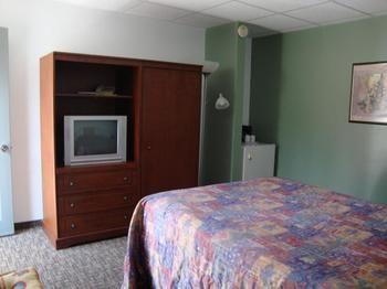 Motel De La Riviere Saint Felicien Ngoại thất bức ảnh