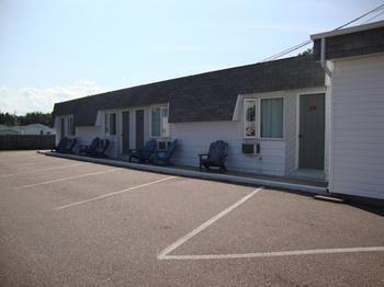 Motel De La Riviere Saint Felicien Ngoại thất bức ảnh